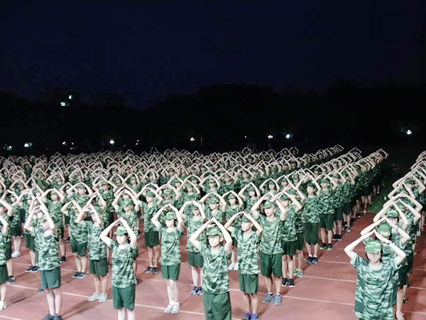 夜间军训